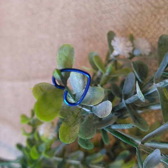 Set of 4 Heart Earrings NWOT - Picture 2 of 8